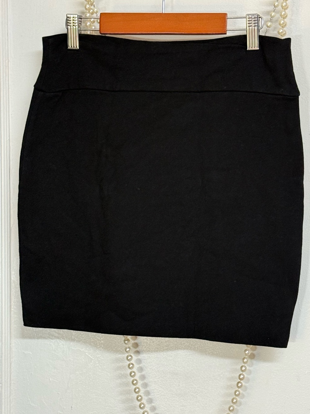 Classic Black Women's Mini Skirt Wide Waist Band L